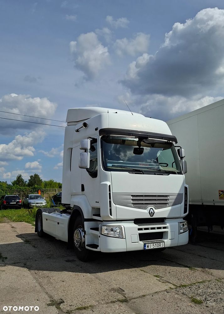 Renault Premium - 1