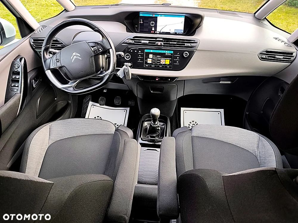 Citroën C4 Grand Picasso PureTech 130 Stop&Start Attraction - 19