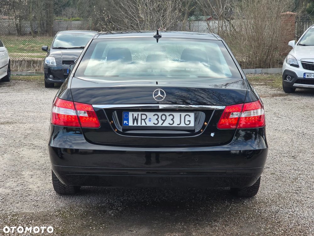 Mercedes-Benz Klasa E 200 CDI DPF BlueEFFICIENCY - 25