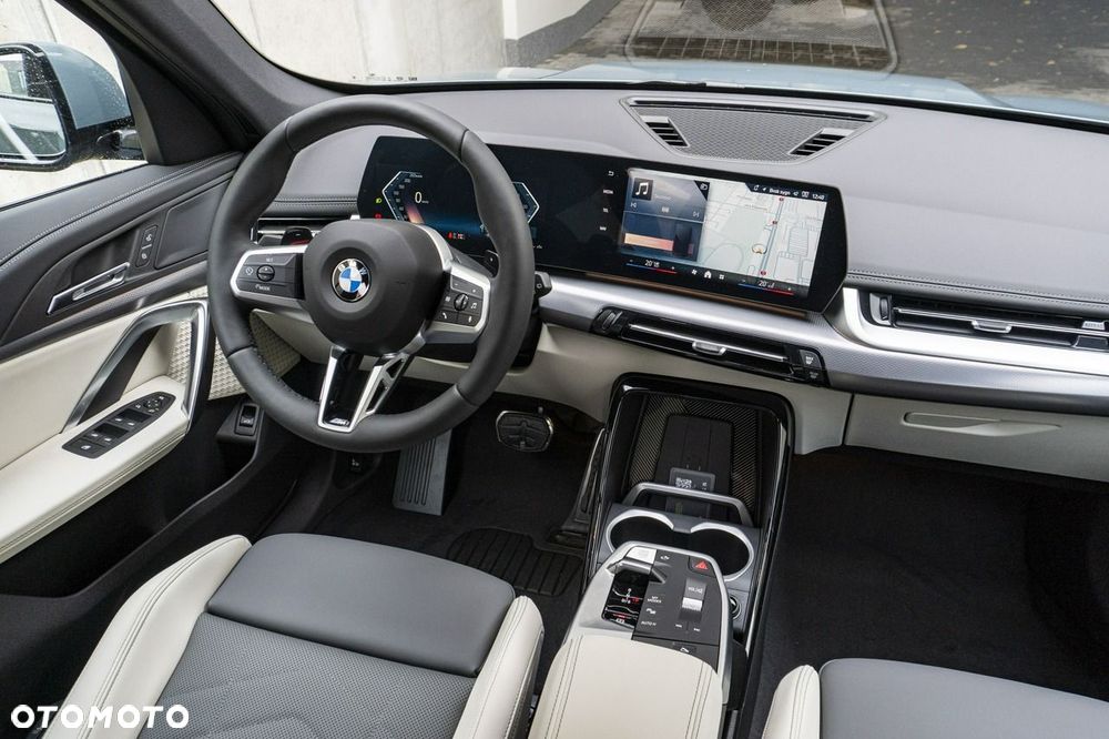 BMW X1 sDrive18i - 17
