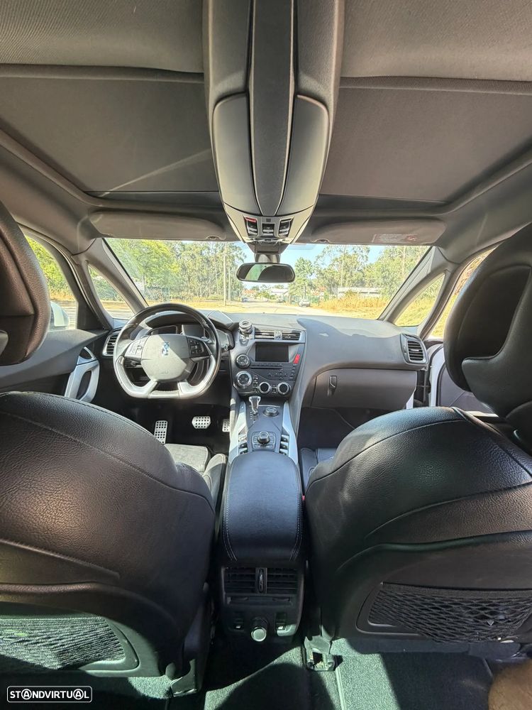 Citroën DS5 2.0 HDi Hy4 So Chic CMP6 102g - 18