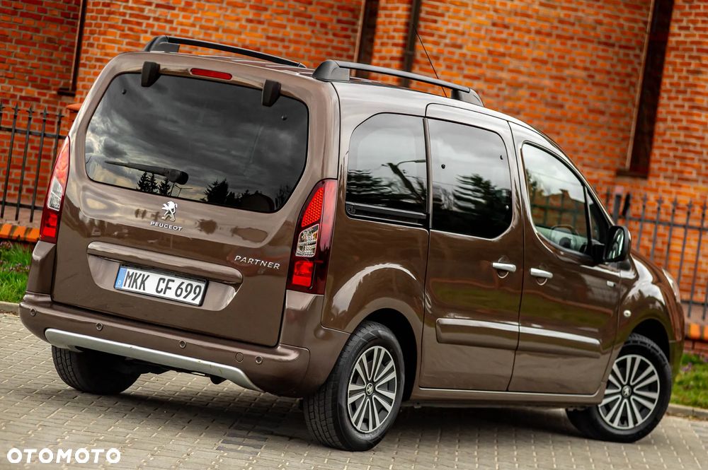 Peugeot Partner HDi FAP 115 Allure - 17