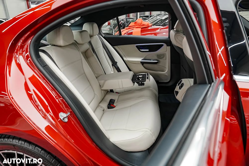 Mercedes-Benz C 220 d 9G-TRONIC 4Matic Avantgarde - 10