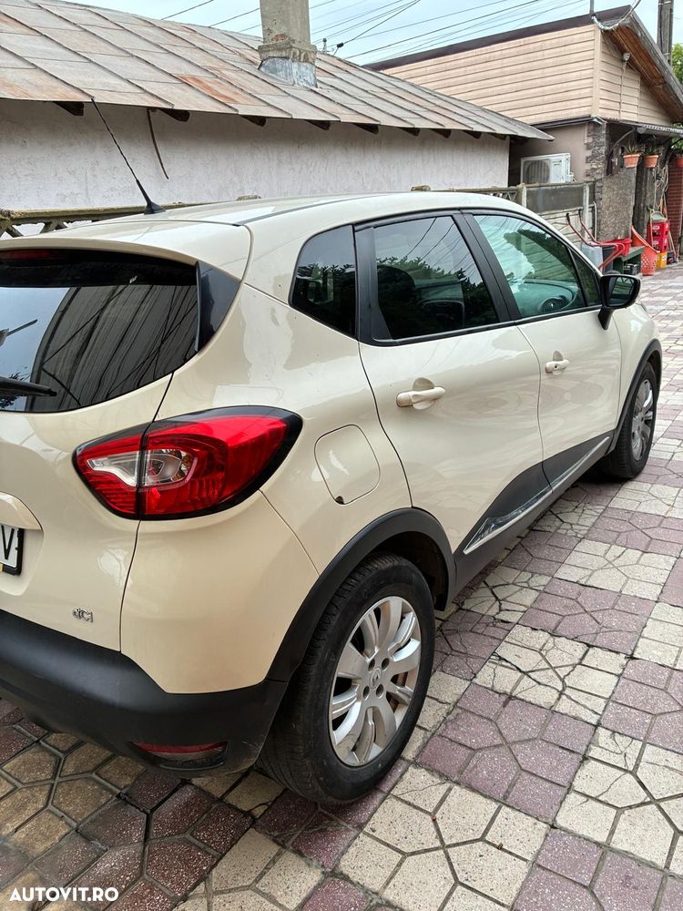 Renault Captur dCi Authentique - 3