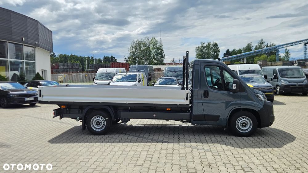 Opel Movano - 17
