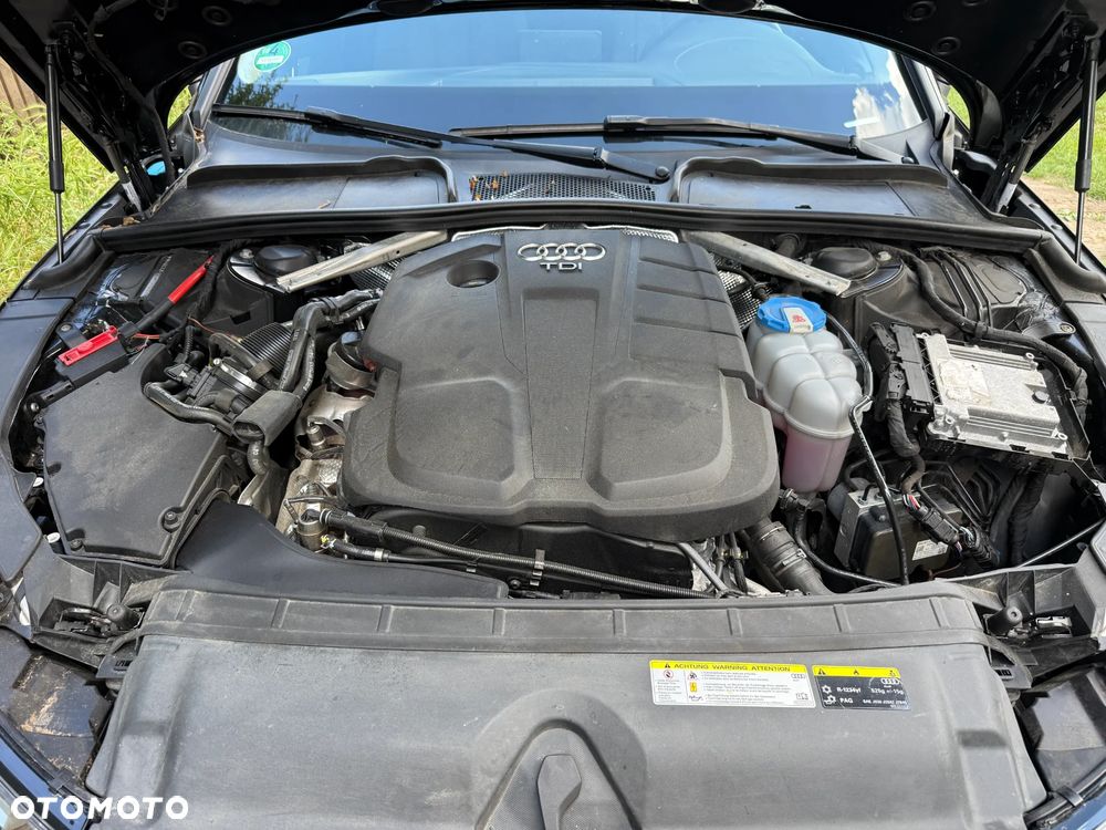 Audi A4 Avant 2.0 TDI quattro sport - 21