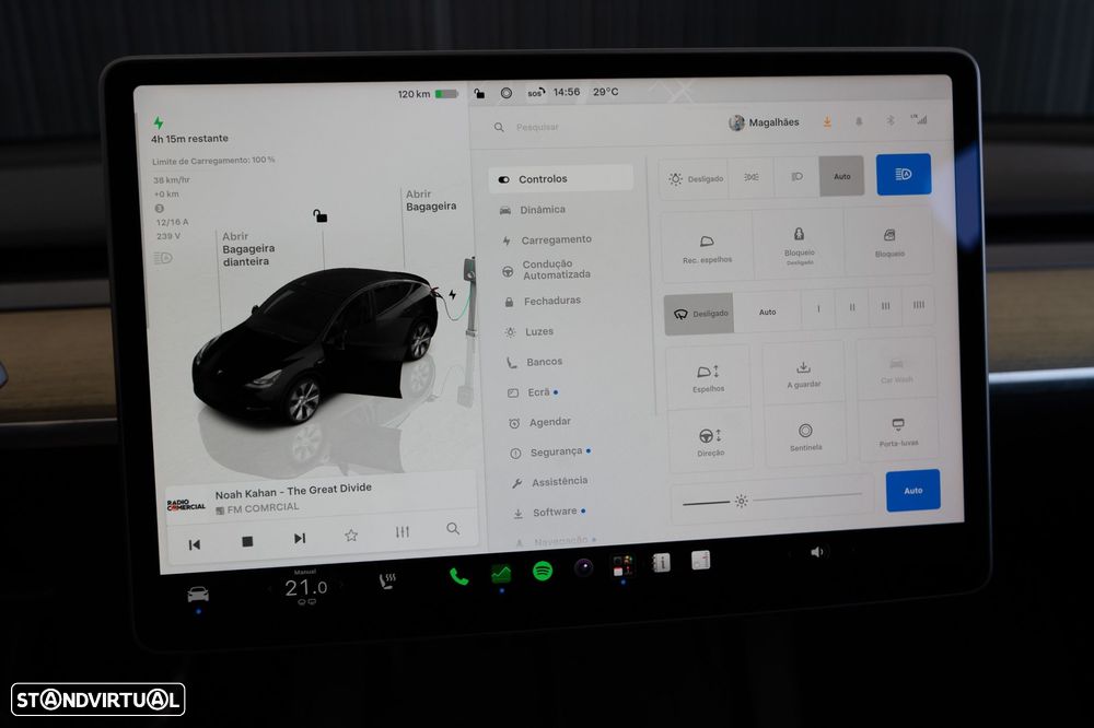 Tesla Model Y Standard RWD - 24