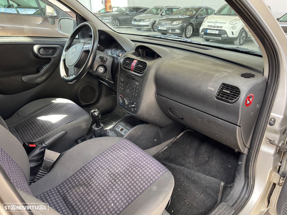 Opel Corsa 1.2 16V Elegance - 4