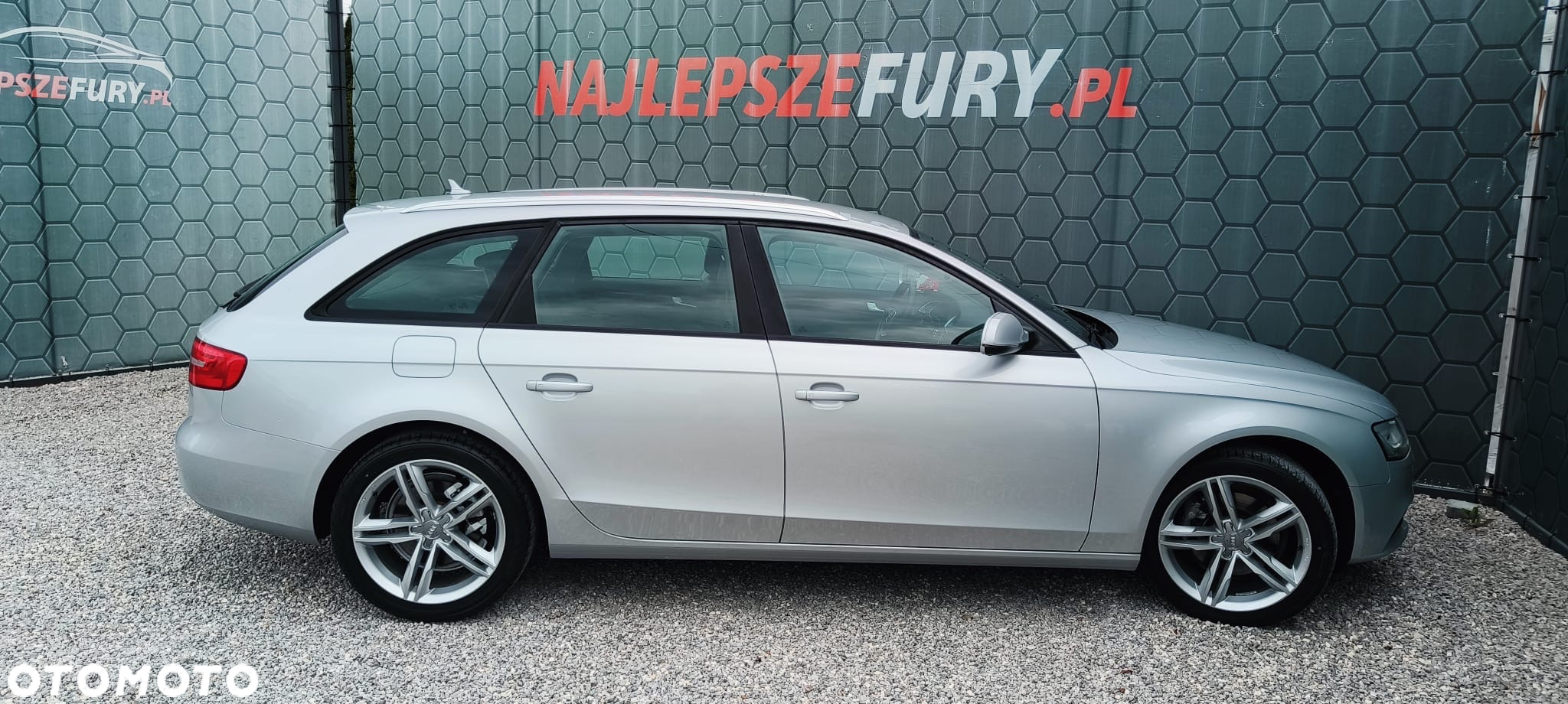 Audi A4 Avant 2.0 TDI Design S tronic - 13