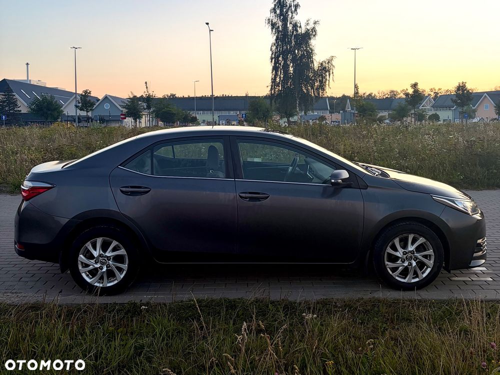 Toyota Corolla 1.6 Comfort - 7
