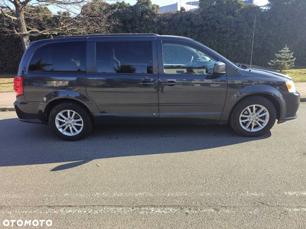 Dodge Grand Caravan - 5