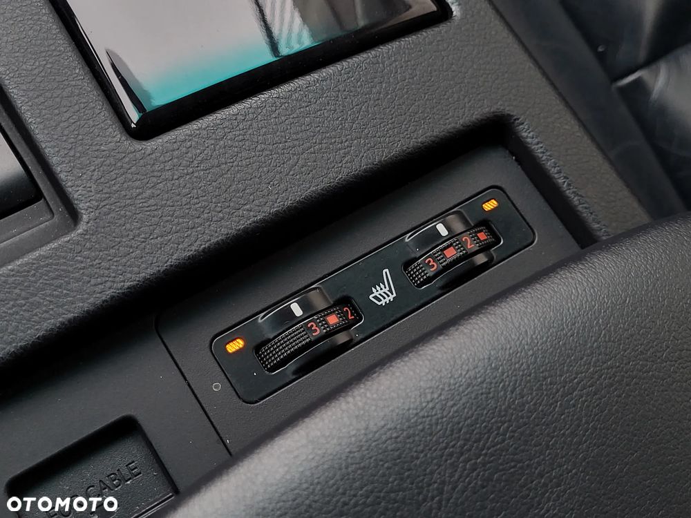Lexus RX 450h (hybrid) - 15