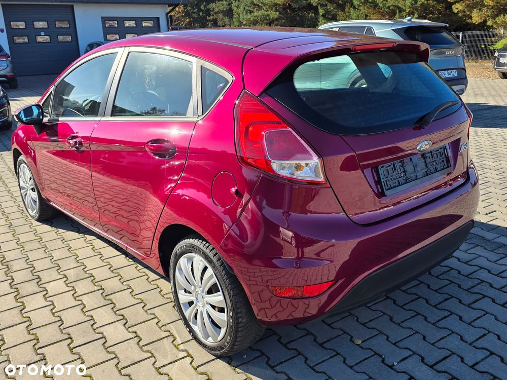 Ford Fiesta 1.25 Ambiente EU5 - 5
