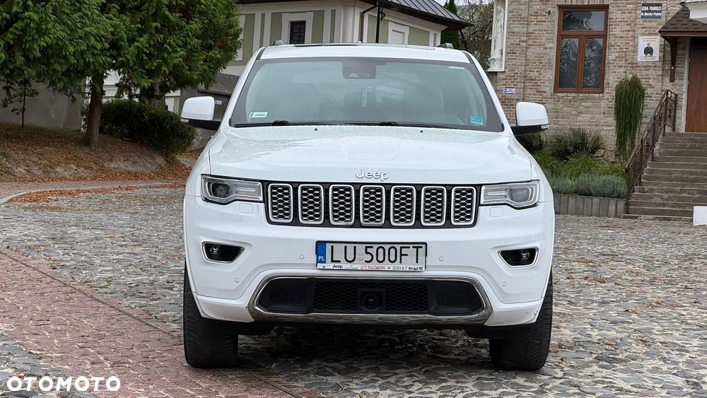 Jeep Grand Cherokee - 9