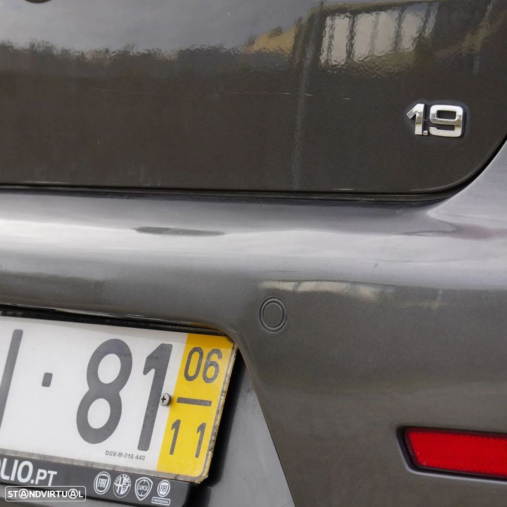 Alfa Romeo 159 Sportwagon 1.9 JTDm 16V Sportiva - 31