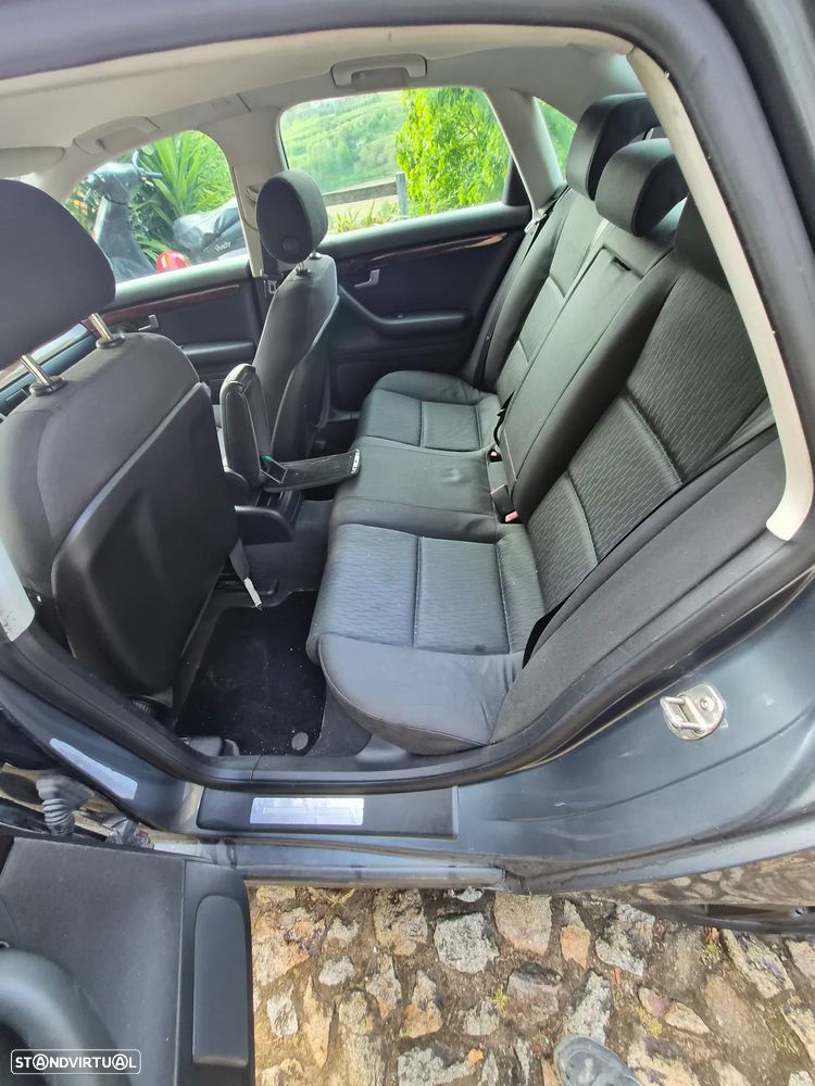 Audi A4 2.0 TDI Advance - 12