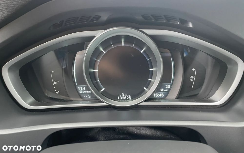 Volvo V40 D2 Momentum - 14