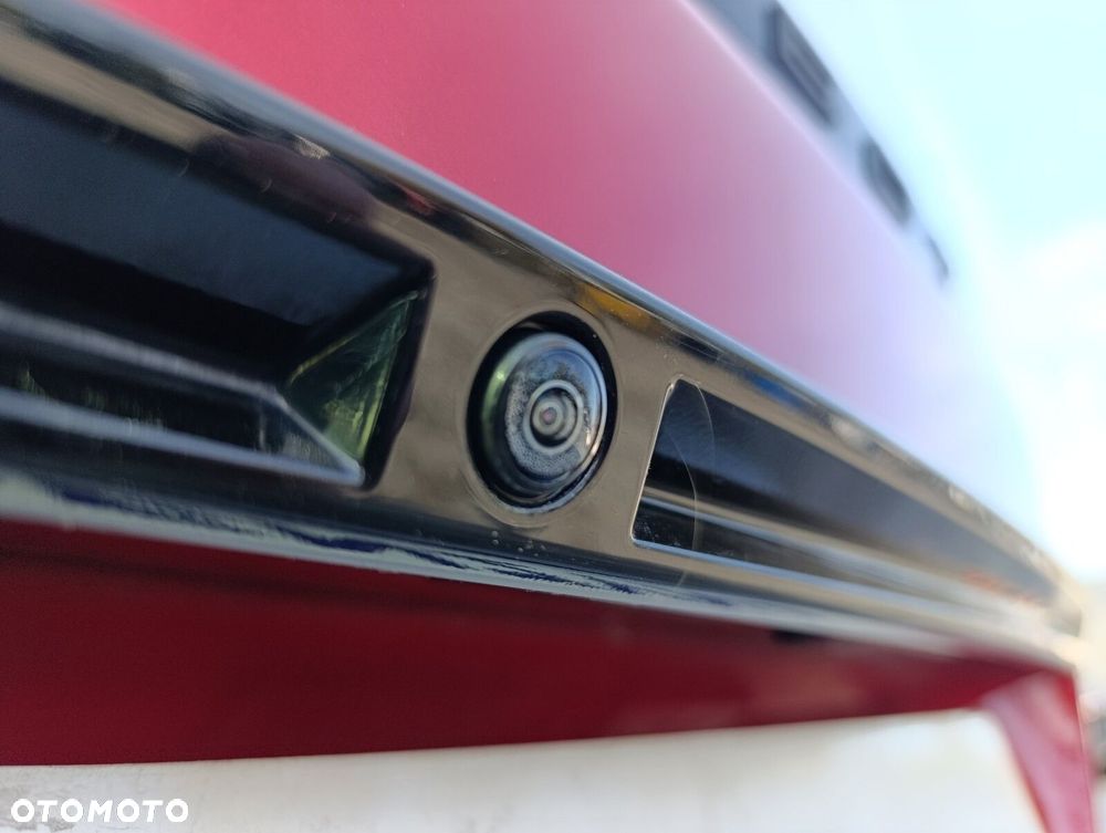 Peugeot 2008 PureTech 100 Allure S&S BVM6 - 13