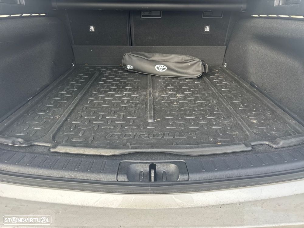 Toyota Corolla Touring Sports 1.8 Hybrid Comfort Plus - 10