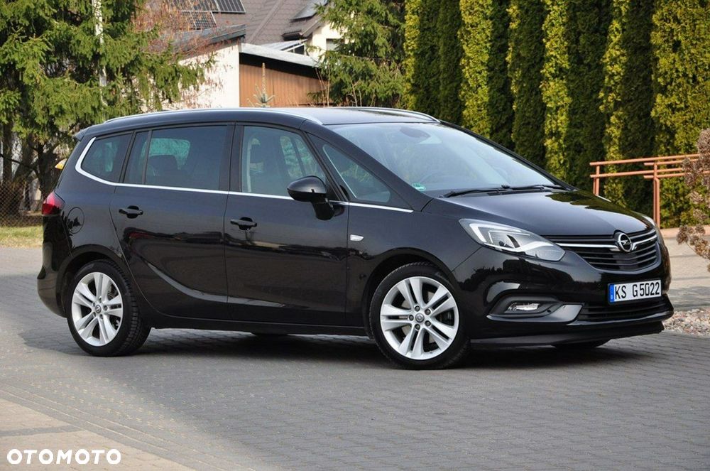 Opel Zafira - 10