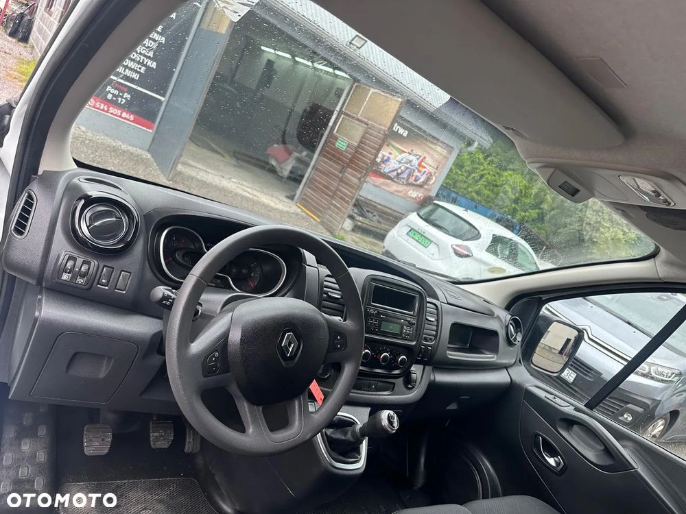 Renault TRAFIC - 13
