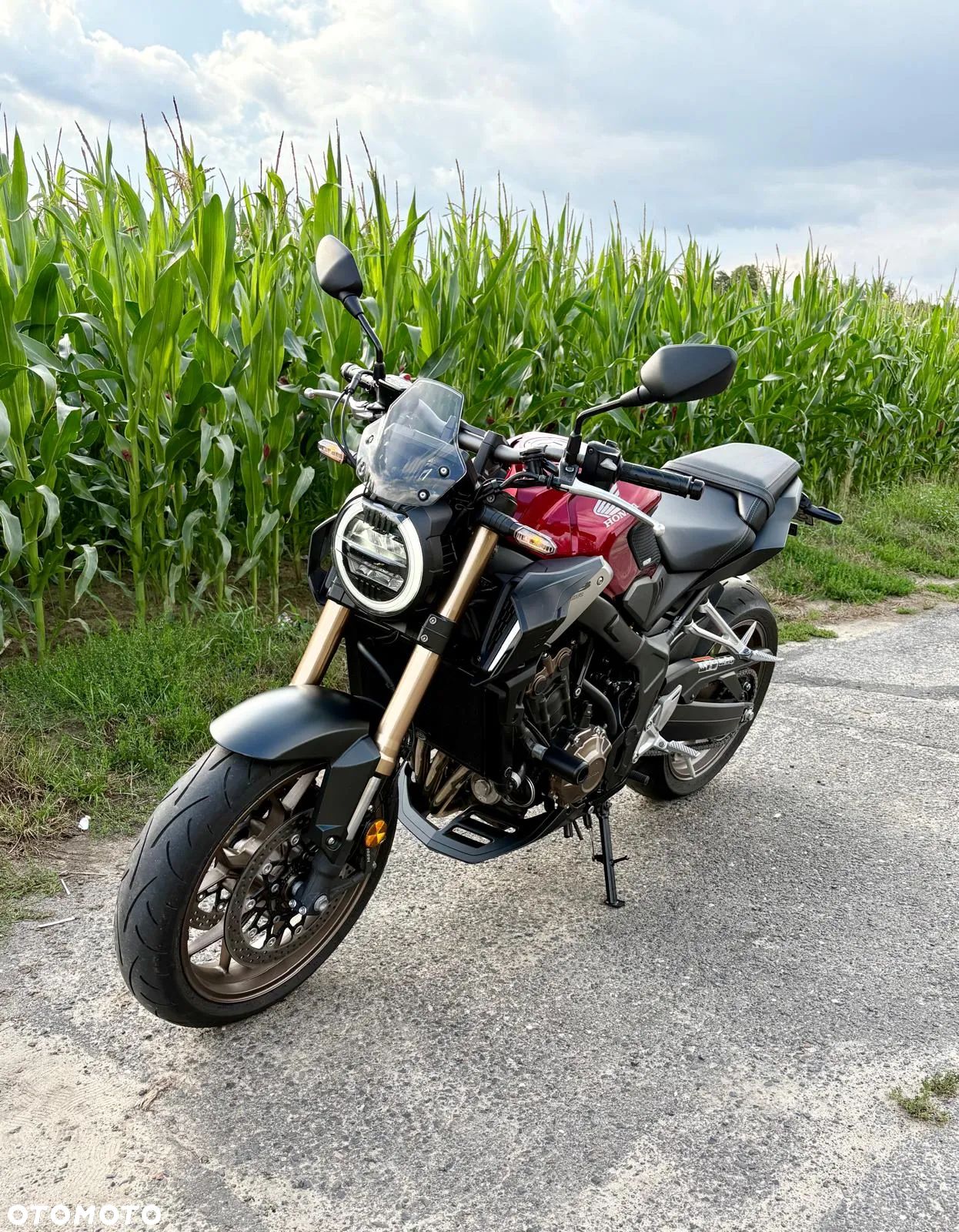 Honda CB - 1