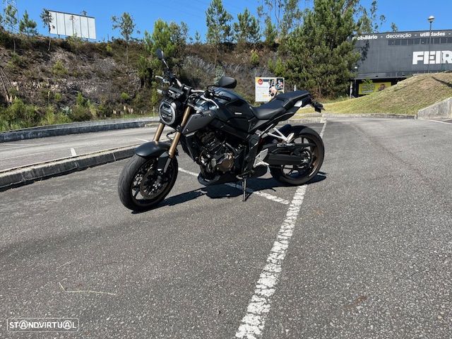 Honda CB 650R - 1
