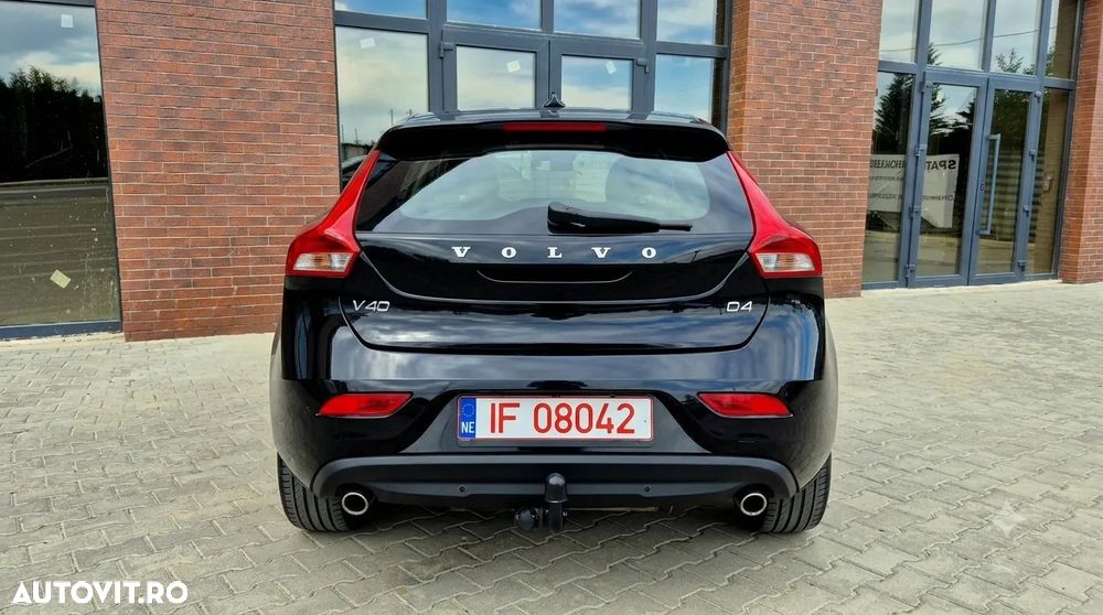 Volvo V40 D4 VEA Momentum - 19