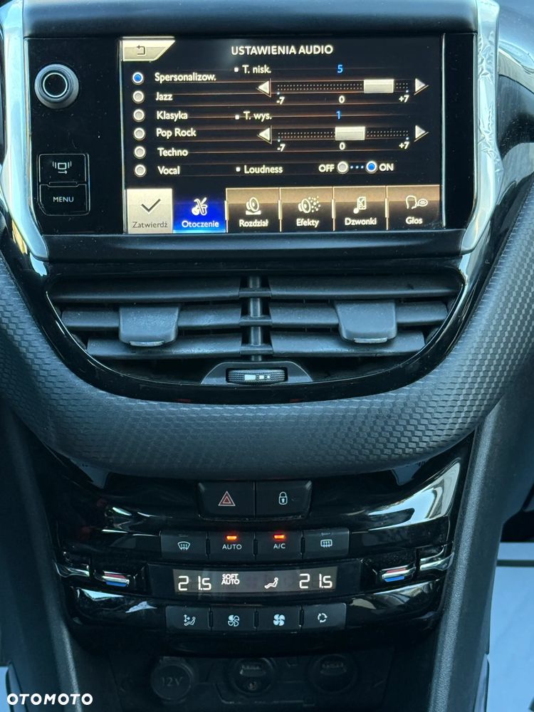 Peugeot 2008 1.2 VTi Allure - 11