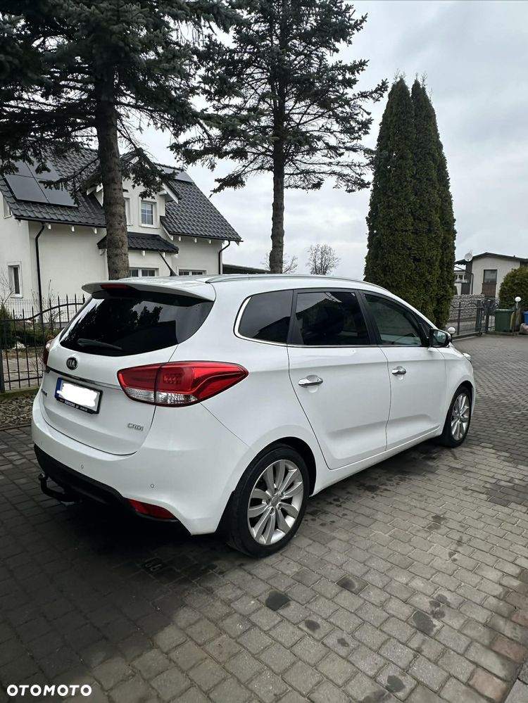 Kia Carens 1.7 CRDi 115 Dream Team Edition - 6