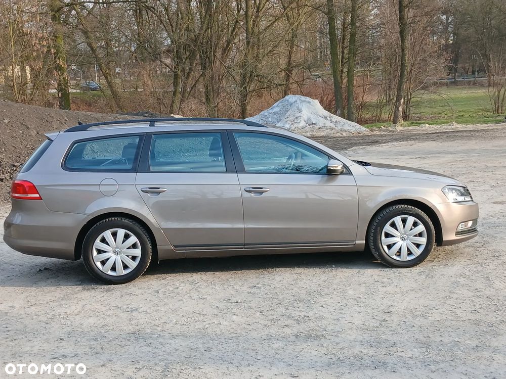 Volkswagen Passat - 5