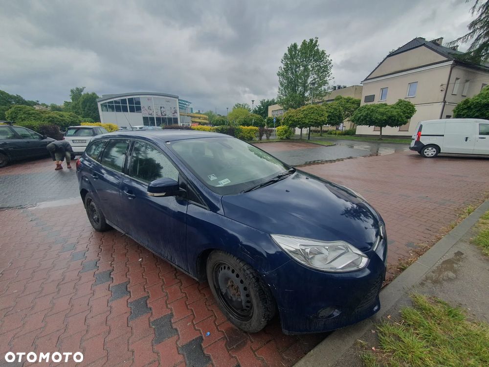 Ford Focus - 1