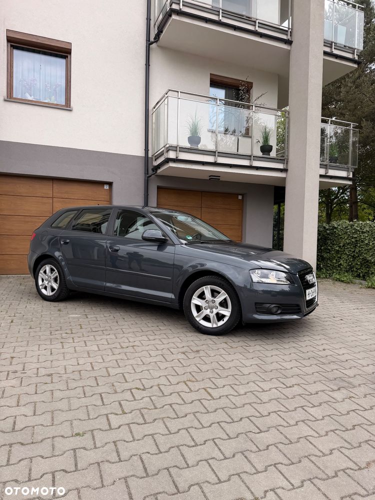 Audi A3 Sportback 1.6 Ambition - 4