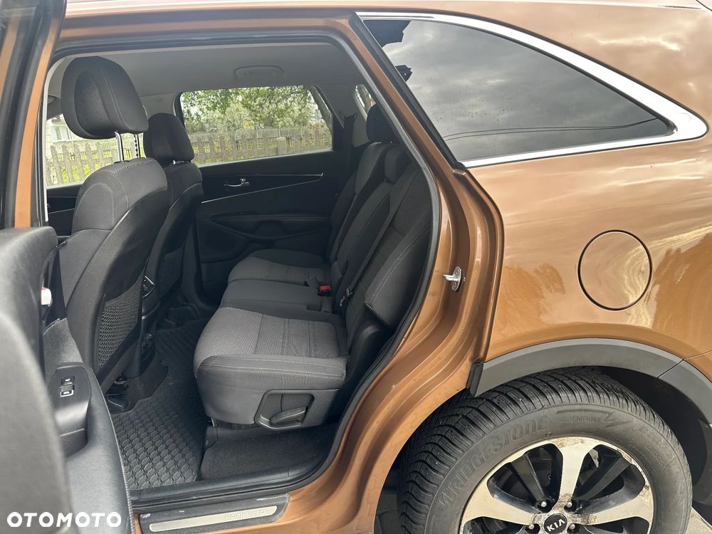 Kia Sorento - 24
