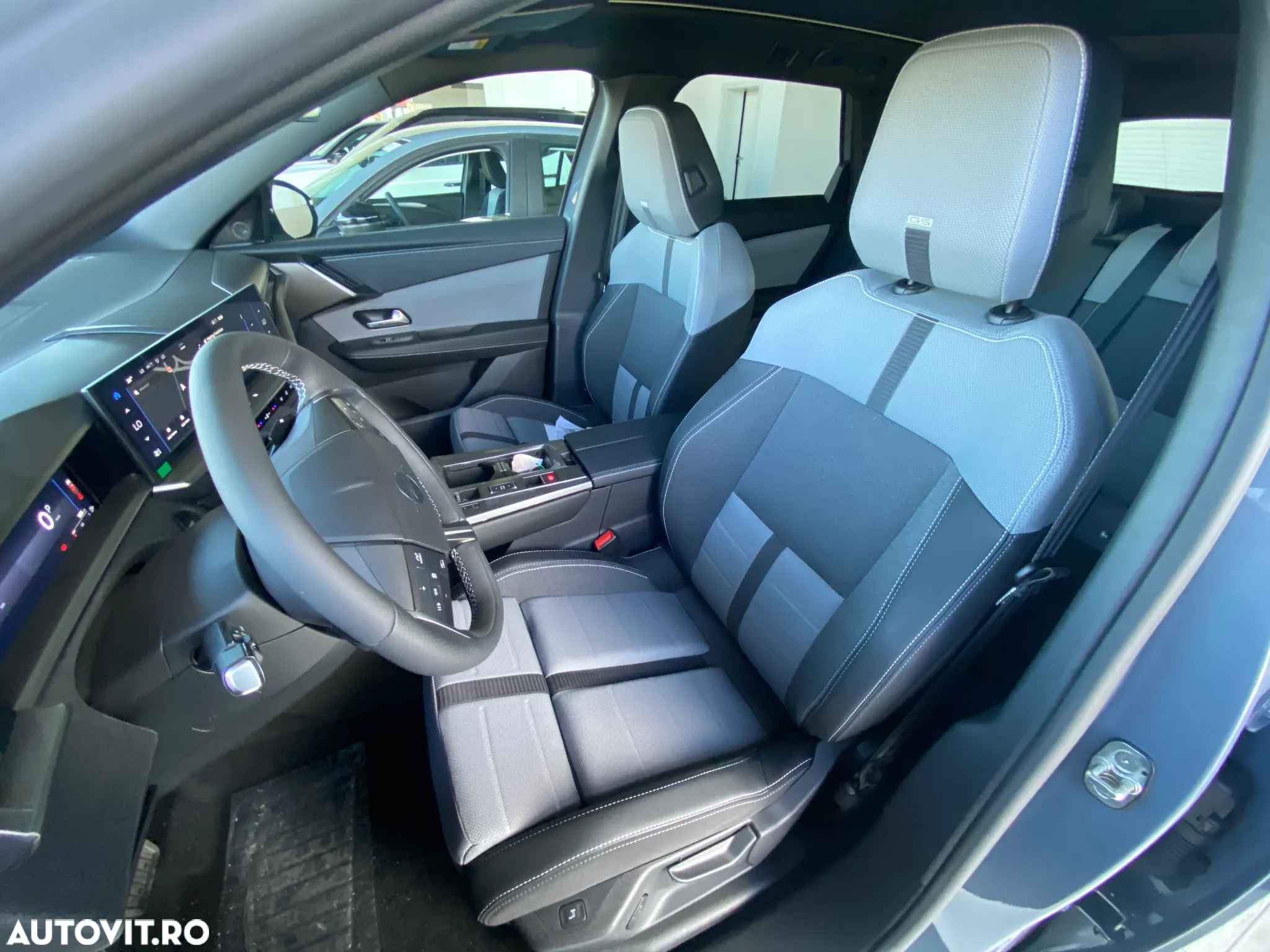 Opel Grandland 1.2 DI Hybrid 48 V Automatik GS - 11