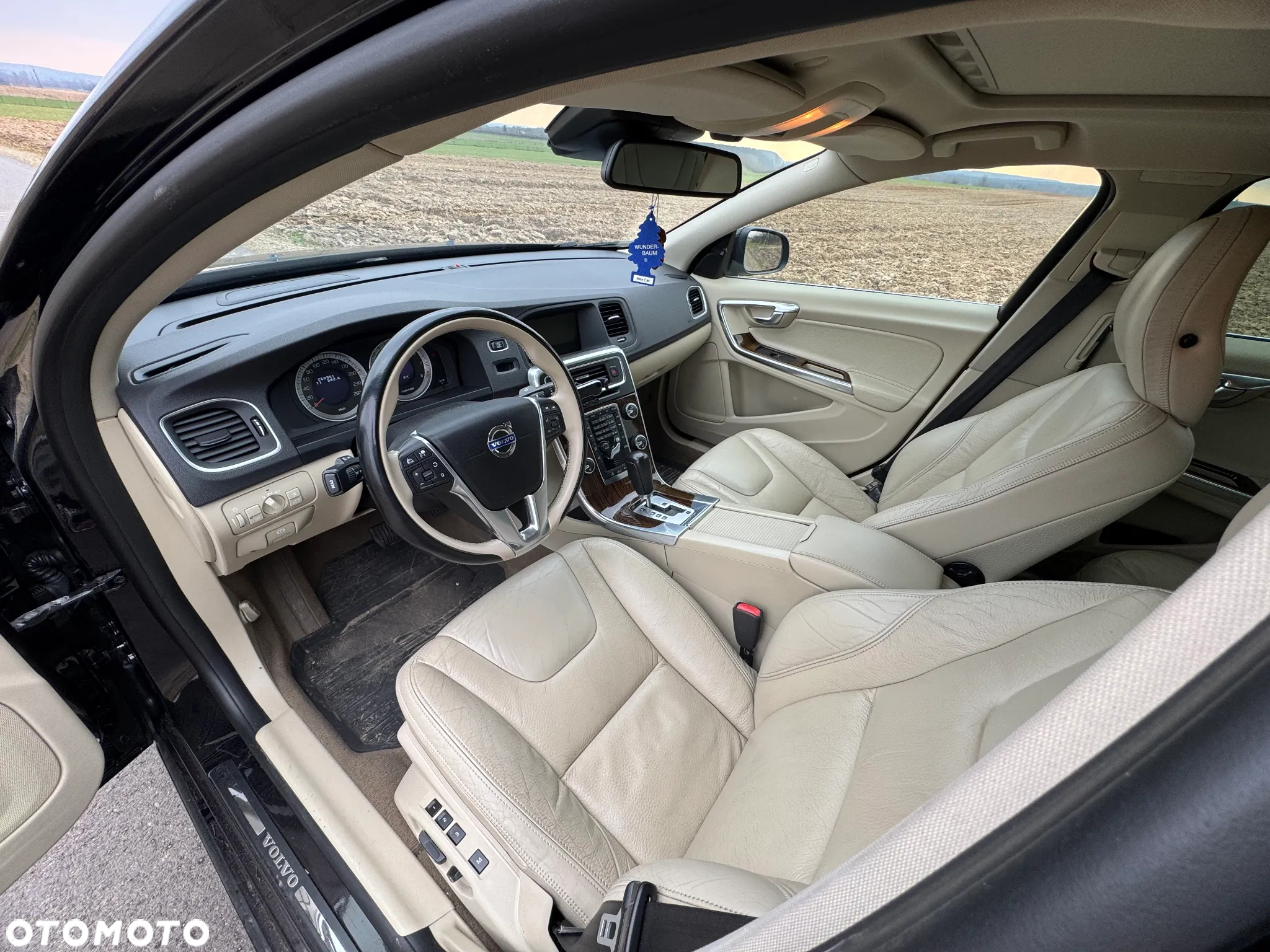 Volvo S60 - 16
