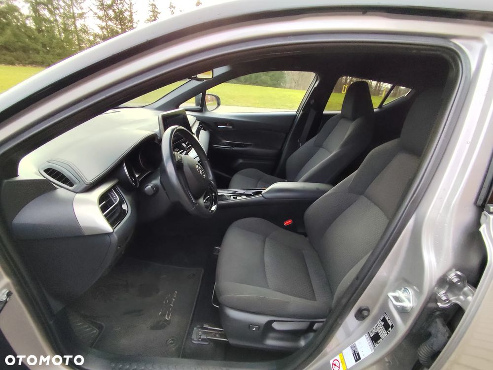 Toyota C-HR - 14