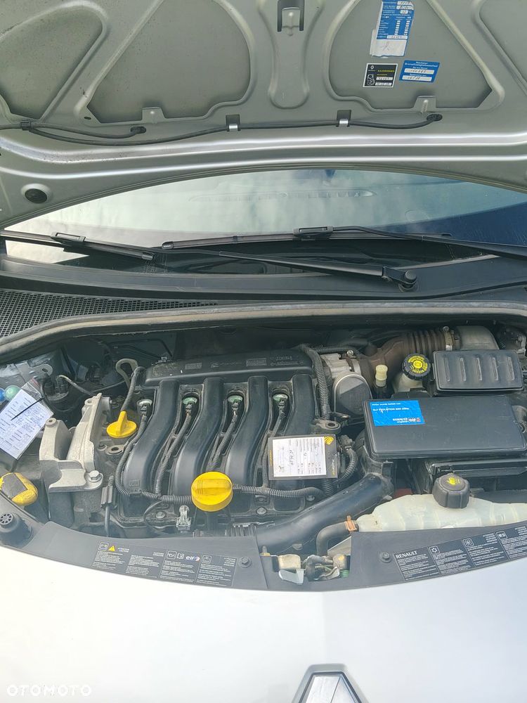 Renault Clio 1.6 16V Night&Day - 22