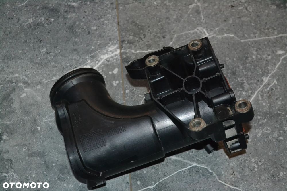 MERCEDES VITO 639 VIANO 2,2 CDI ŁĄCZNIK RURA DOLOTU POWIETRZA 6460902637 - 3