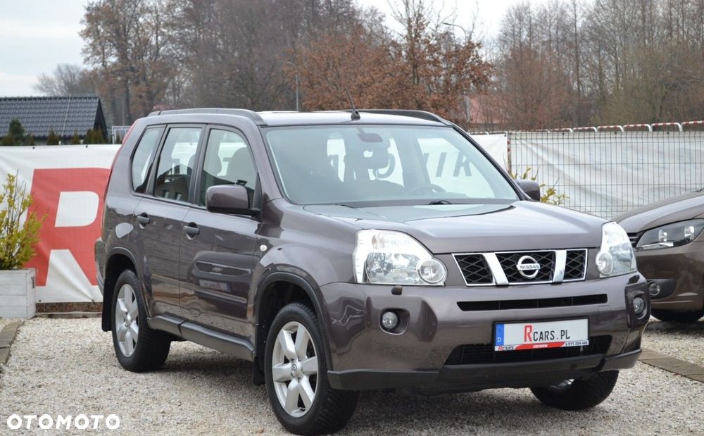 Nissan X-Trail 2.0 dCi 4x4 DPF Automatik LE - 1