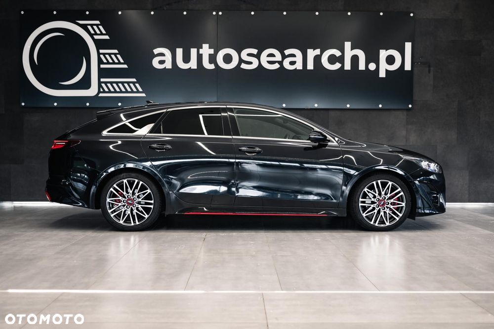 Kia ProCeed 1.6 T-GDI GT DCT - 9