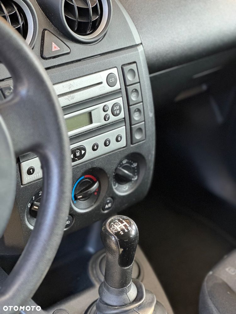Ford Fiesta 1.4 Viva X - 16