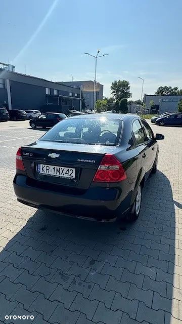 Chevrolet Aveo - 6