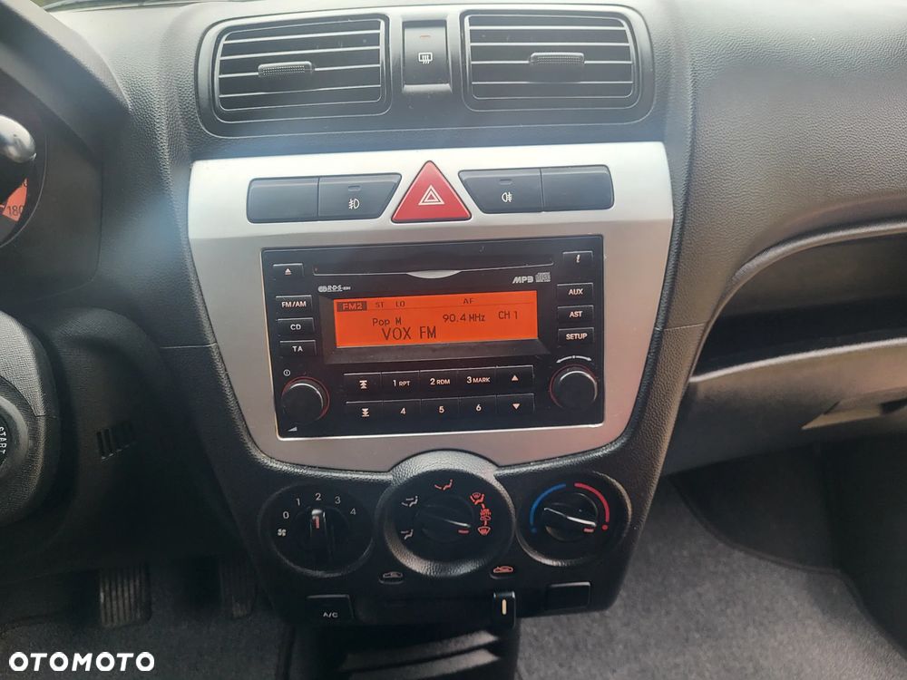 Kia Picanto 1.1 LX - 5