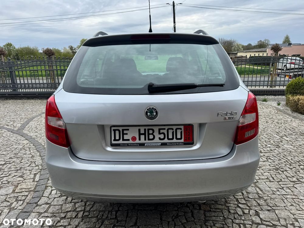 Skoda Fabia 1.4 16V Ambiente - 6