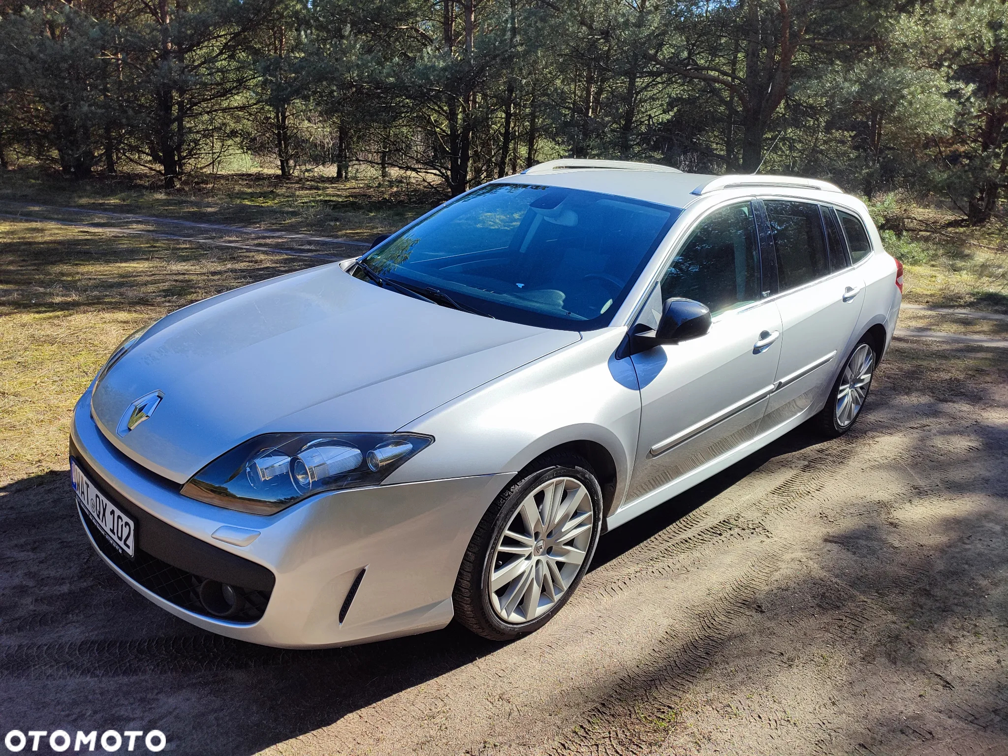 Renault Laguna Grandtour dCi 180 FAP GT - 11