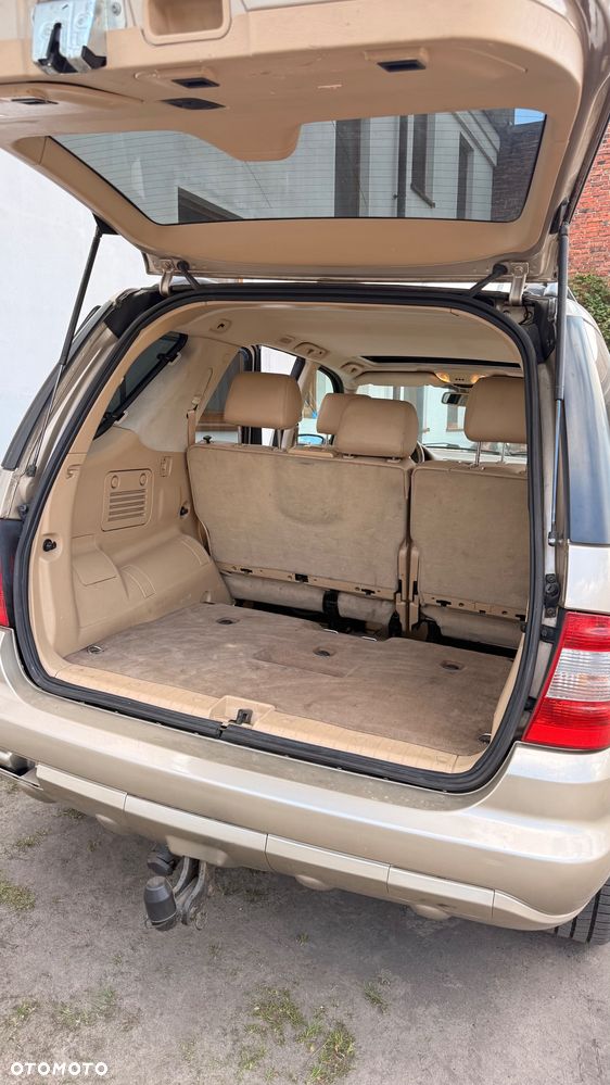 Mercedes-Benz ML - 11