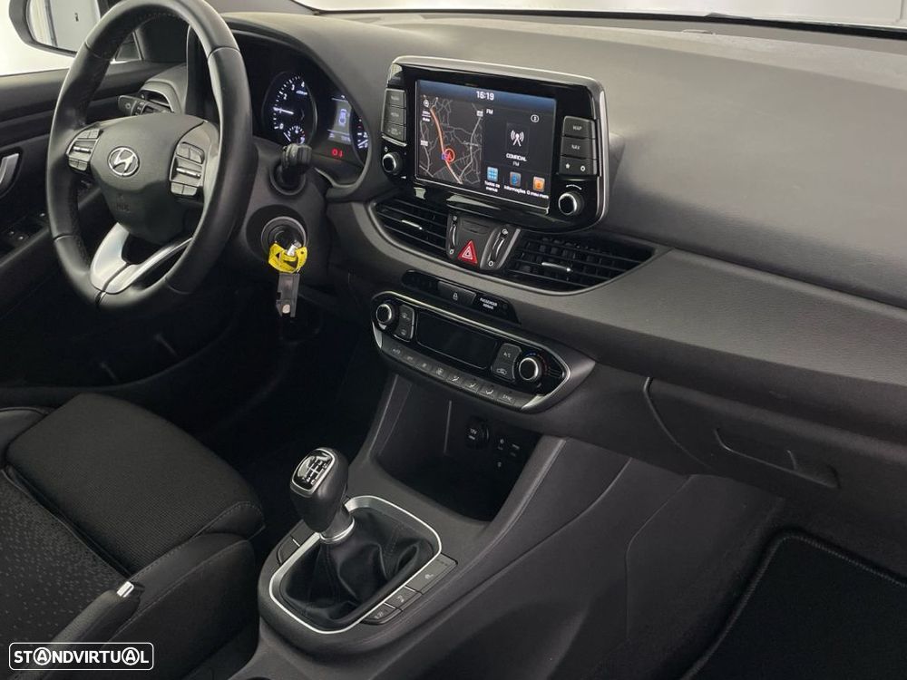 Hyundai i30 Fastback 1.0 T-GDI Style - 24