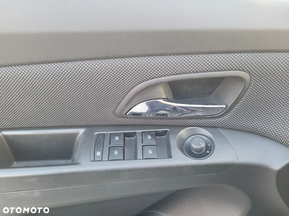 Chevrolet Cruze 1.4T LTZ - 13