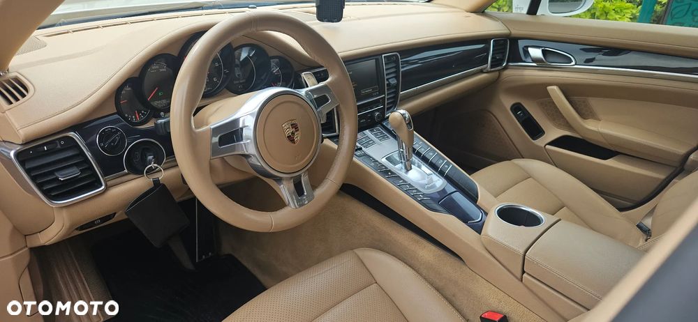Porsche Panamera Diesel Platinum Edition - 21